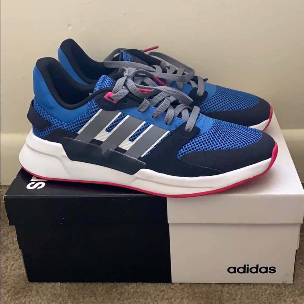 Adidas CloudFoam